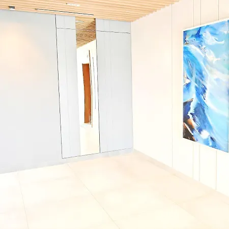 Atmosphere Nexo Na Klifie Puck